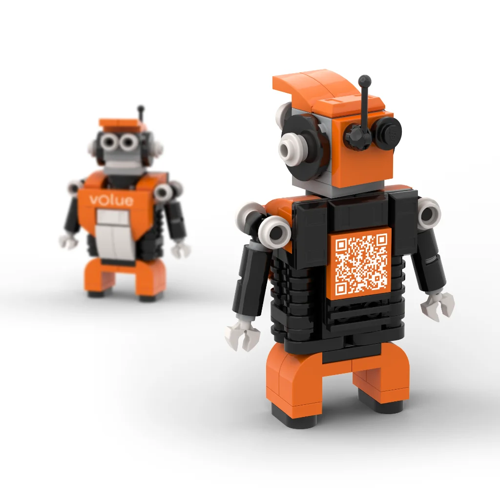 Roboter hinten mit QR Code